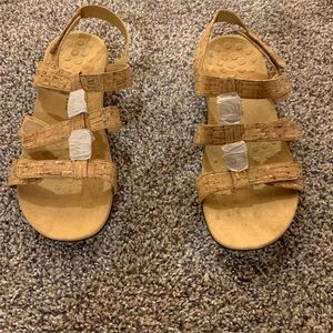 Vionic AMBER ADJUSTABLE SANDAL - size 11